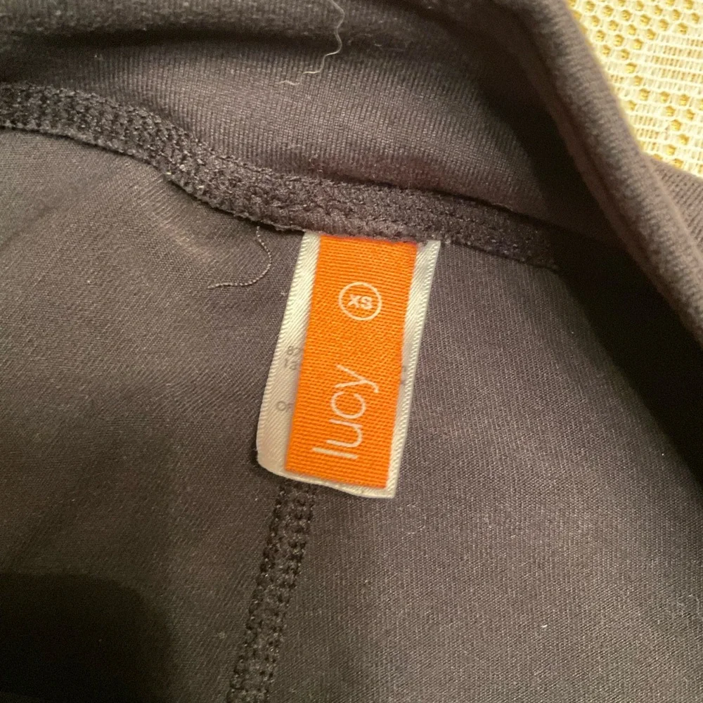 Lucy Workout Leggings, Black Recycled Lucy Performance Leggings Yoga Pants, Sz S - Picture 6 of 16